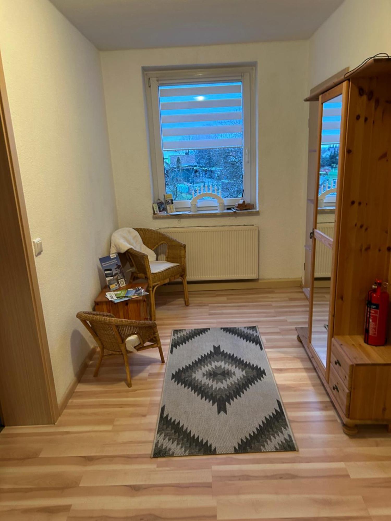 Gelbes Haus Seenland Ferienwohnungen Xl Elsterheide Room photo